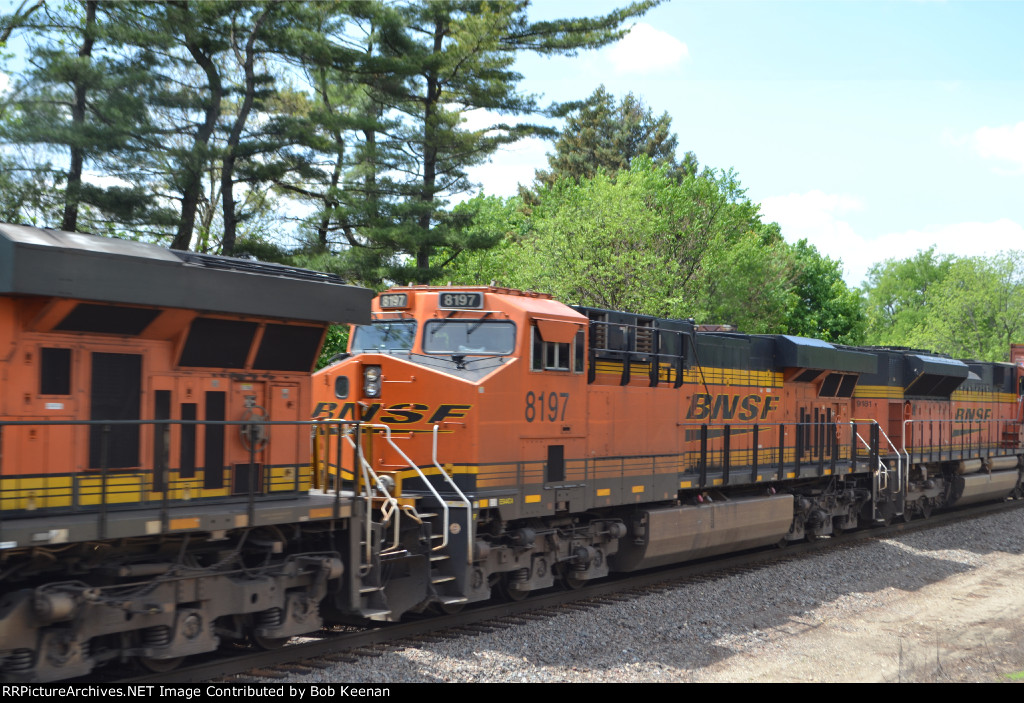 BNSF 8197